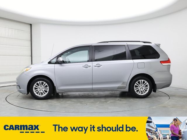 2013 Toyota Sienna XLE