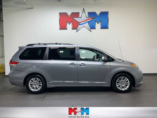 2013 Toyota Sienna XLE