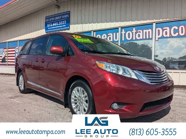 2013 Toyota Sienna XLE