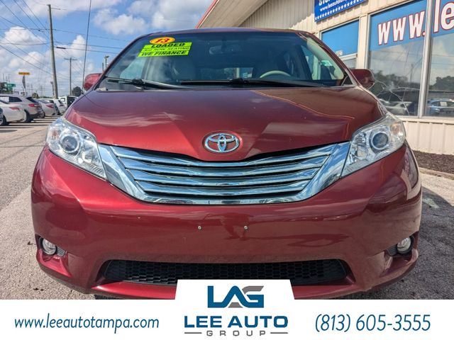 2013 Toyota Sienna XLE