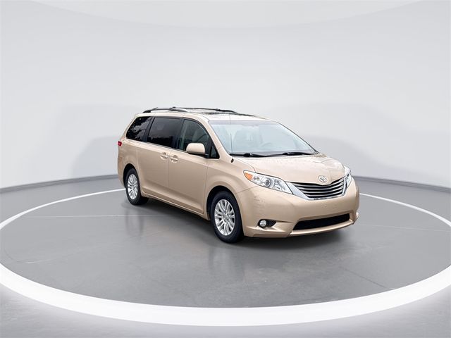 2013 Toyota Sienna XLE