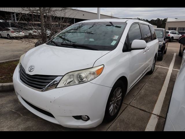 2013 Toyota Sienna XLE