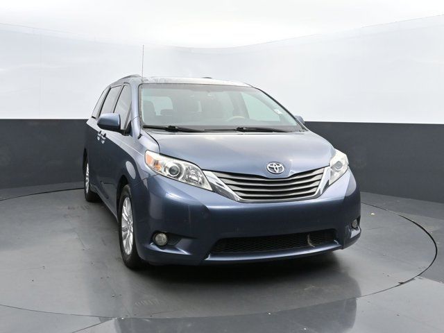 2013 Toyota Sienna XLE