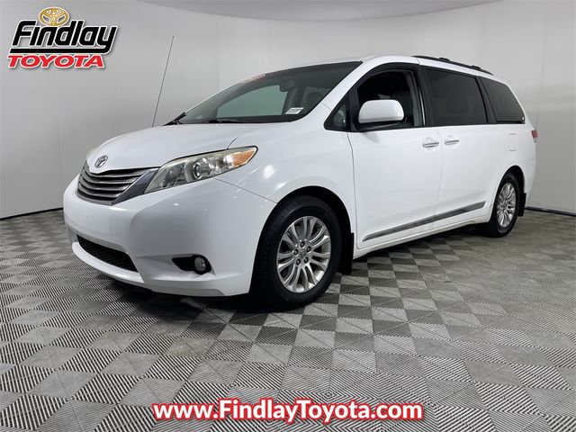 2013 Toyota Sienna XLE