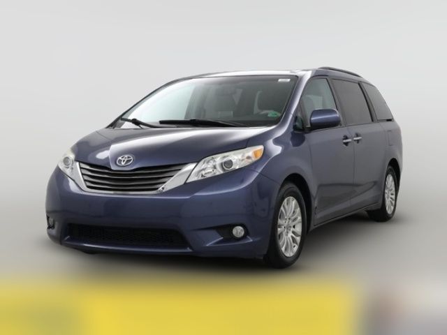2013 Toyota Sienna XLE