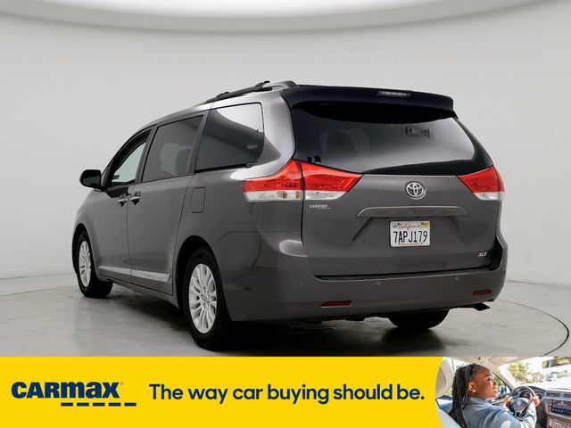 2013 Toyota Sienna XLE