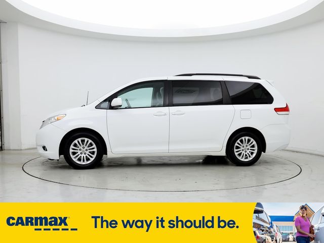 2013 Toyota Sienna XLE