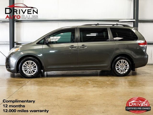 2013 Toyota Sienna 