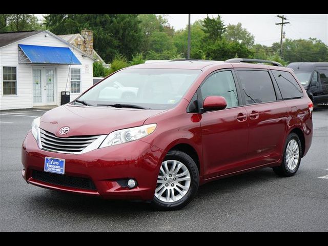 2013 Toyota Sienna 