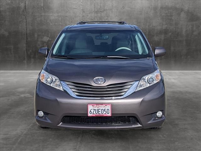 2013 Toyota Sienna XLE