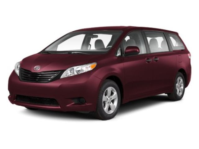 2013 Toyota Sienna XLE Auto Access Seat