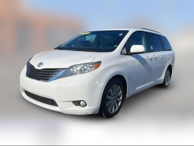 2013 Toyota Sienna XLE