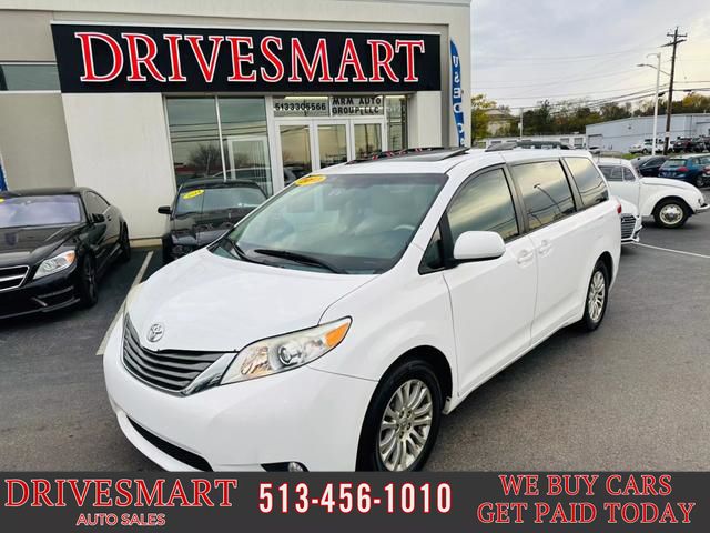 2013 Toyota Sienna XLE