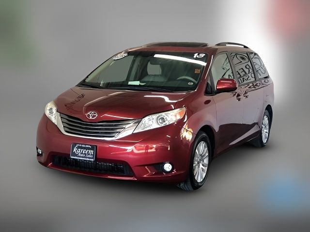 2013 Toyota Sienna 