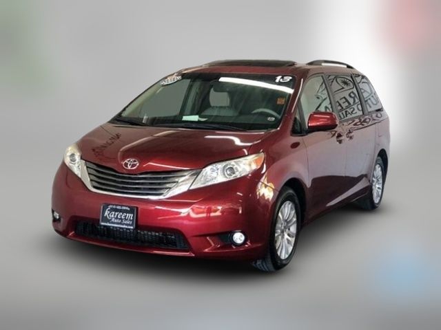 2013 Toyota Sienna 