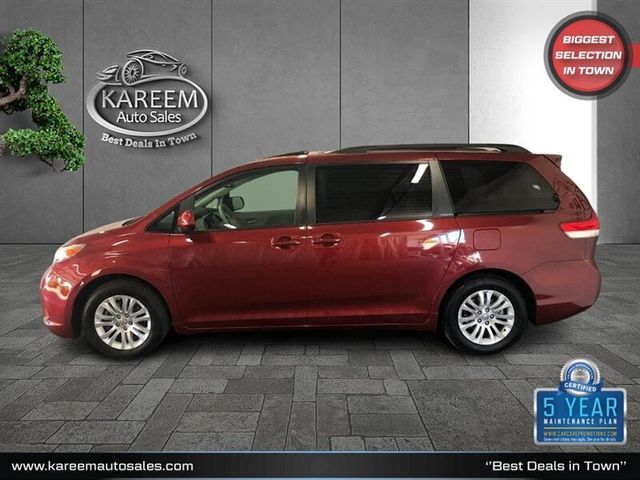 2013 Toyota Sienna 