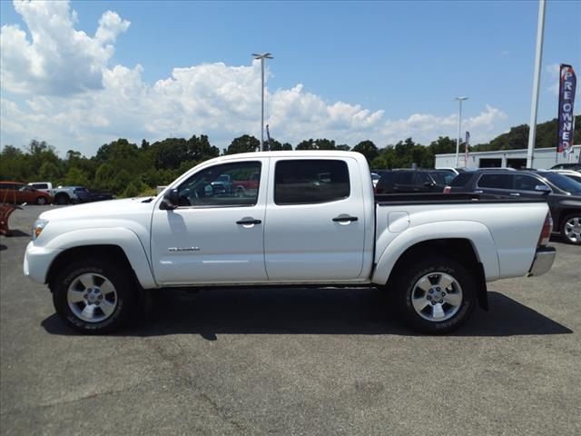 2013 Toyota Tacoma Base