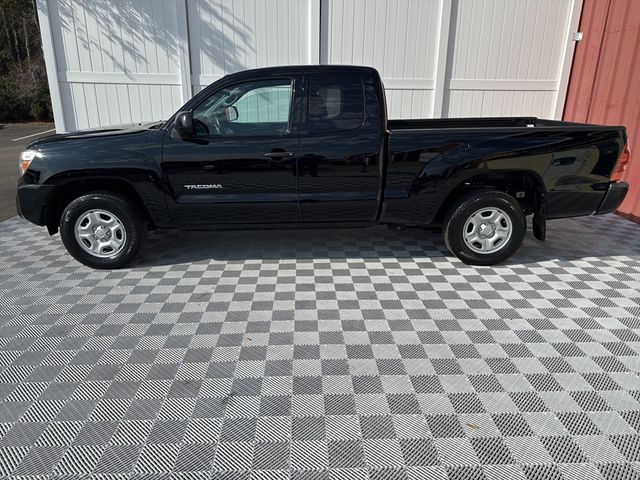 2013 Toyota Tacoma Base