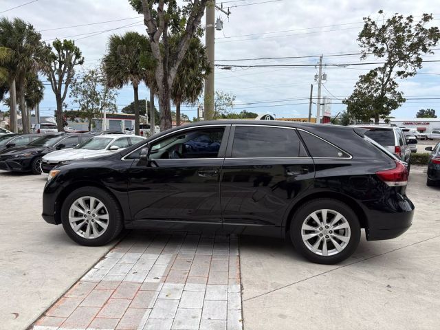 2013 Toyota Venza LE