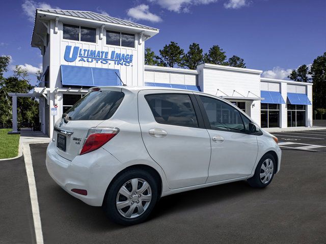 2013 Toyota Yaris LE