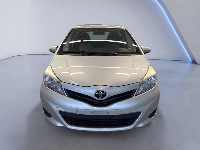 2013 Toyota Yaris L