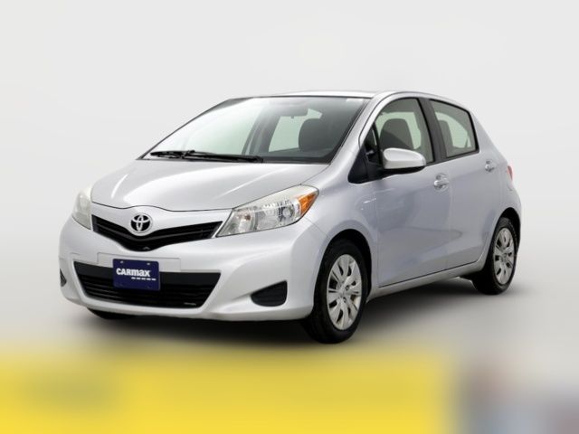 2013 Toyota Yaris LE