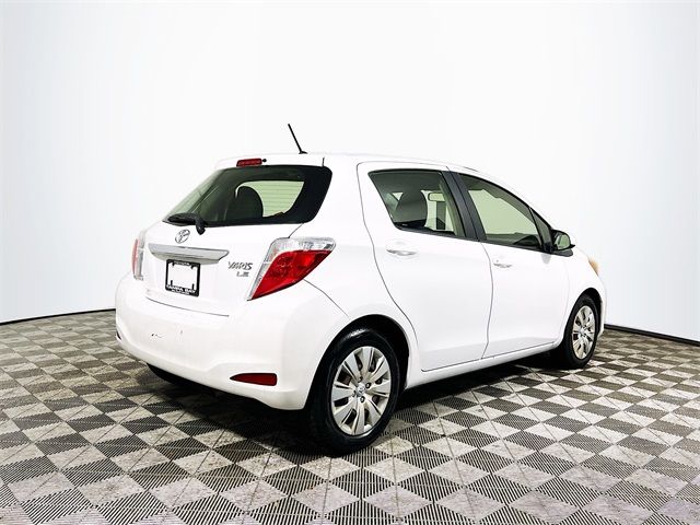 2013 Toyota Yaris LE