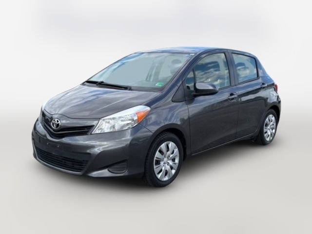 2013 Toyota Yaris LE