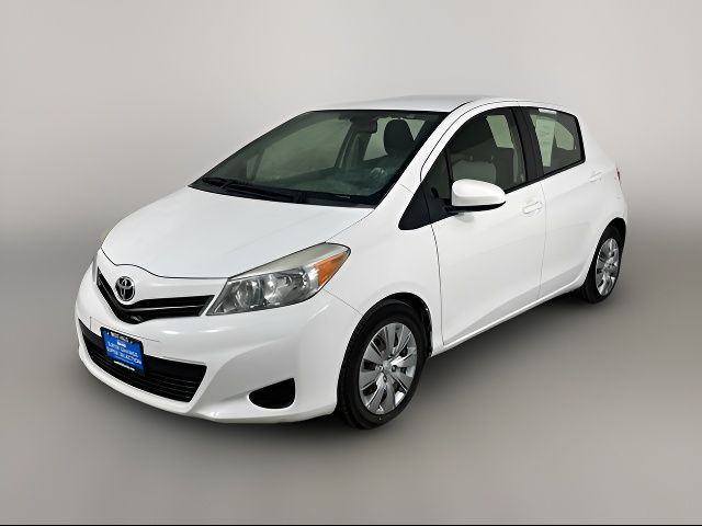 2013 Toyota Yaris LE