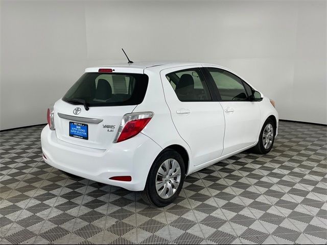 2013 Toyota Yaris LE