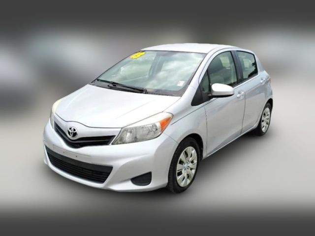 2013 Toyota Yaris L