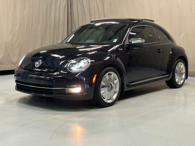 2013 Volkswagen Beetle 2.0T Turbo Fender Edition