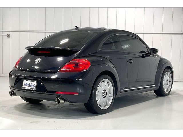 2013 Volkswagen Beetle 2.0T Turbo Fender Edition