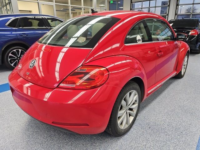 2013 Volkswagen Beetle 2.0L TDI