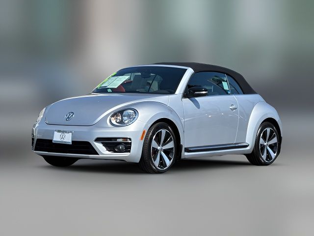 2013 Volkswagen Beetle 2.0T Navigation