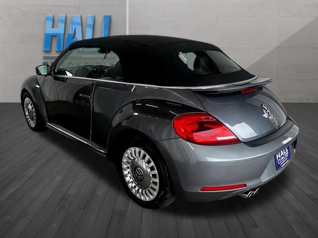 2013 Volkswagen Beetle 2.5L Technology