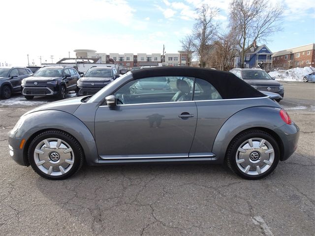 2013 Volkswagen Beetle 2.5L Navigation