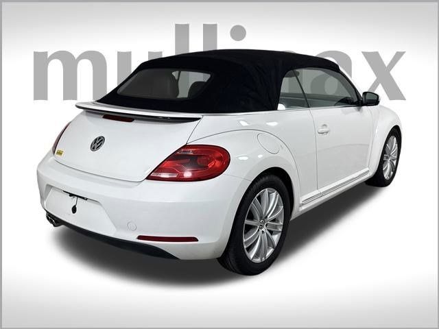 2013 Volkswagen Beetle 2.5L Technology