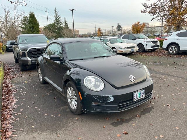 2013 Volkswagen Beetle 2.5L Entry