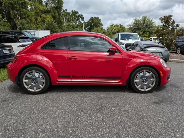 2013 Volkswagen Beetle 2.5L Navigation