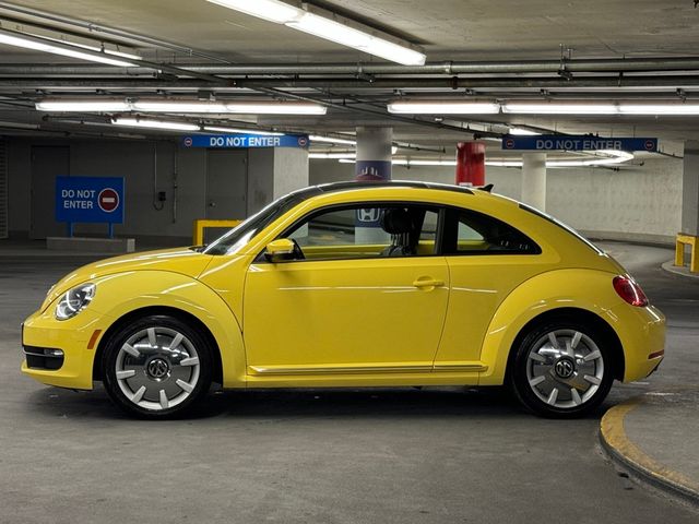 2013 Volkswagen Beetle 2.5L Navigation