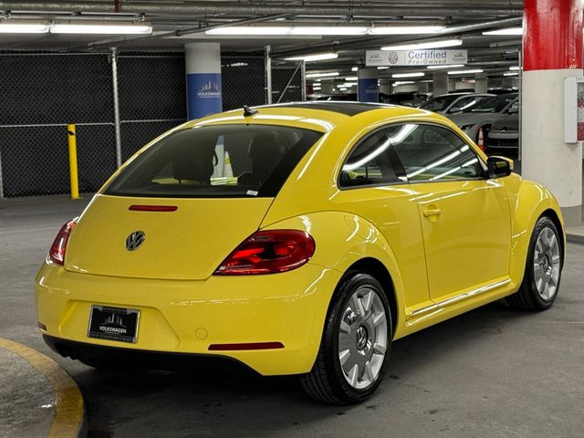 2013 Volkswagen Beetle 2.5L Navigation