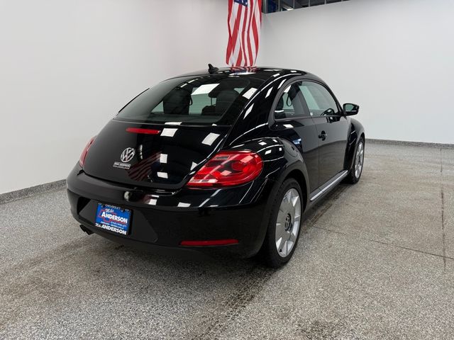 2013 Volkswagen Beetle 2.5L Navigation