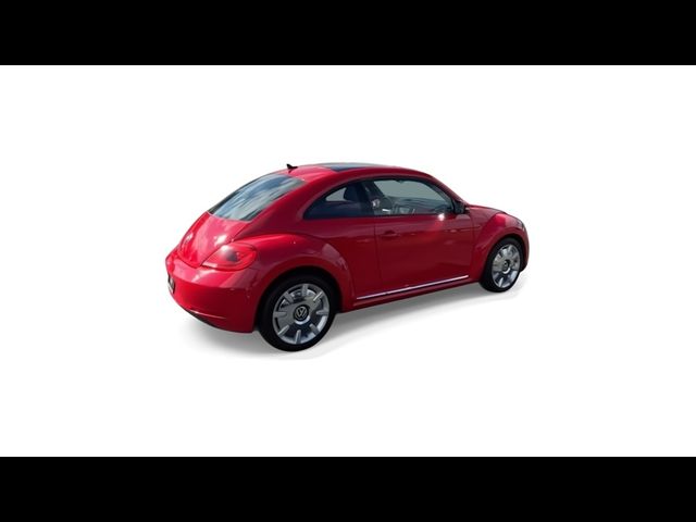 2013 Volkswagen Beetle 2.5L Navigation