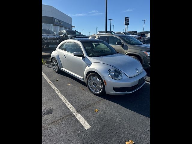 2013 Volkswagen Beetle 2.5L Navigation