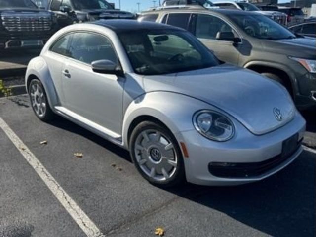 2013 Volkswagen Beetle 2.5L Navigation