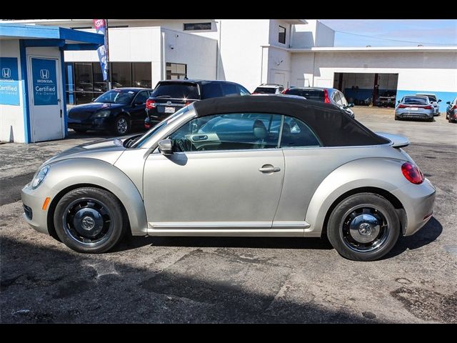 2013 Volkswagen Beetle 2.5L Technology