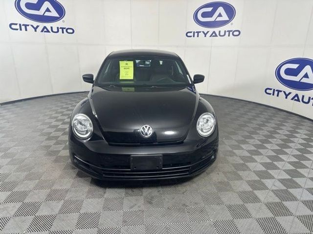 2013 Volkswagen Beetle 2.5L Entry