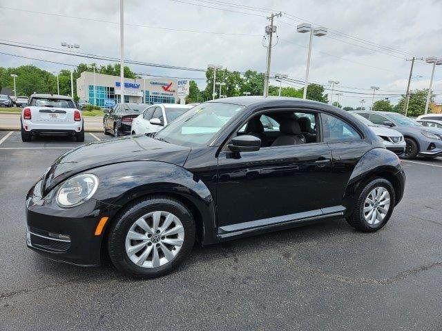 2013 Volkswagen Beetle 2.5L Entry