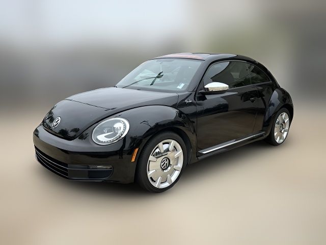 2013 Volkswagen Beetle 2.5L Fender Edition